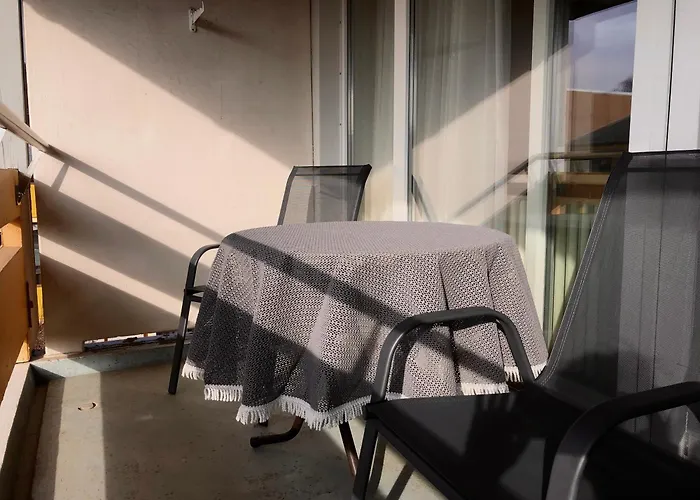 Modernes - Ruhig, Zentrumsnah, Abendsonnige Loggia *