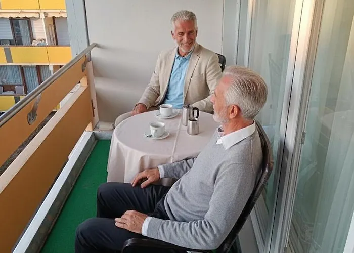 Apartment Modernes - Ruhig, Zentrumsnah, Abendsonnige Loggia Bad Fussing